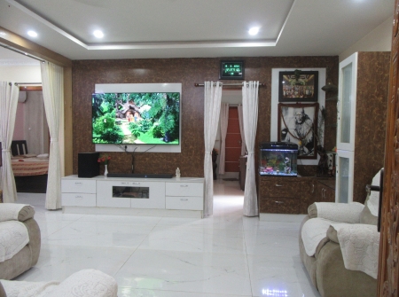 1) Li id : 145 - Hall.JPG